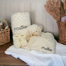 Panier naissance couverture et doudou PETIT OURS personnalisée Panier naissance personnalisé Ours