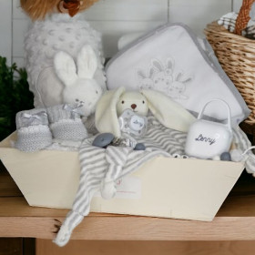 Panier naissance lapin câlin gris Panier Garni de Naissance Lapin Câlin Gris