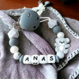 attache sucette silicone grise motif ourson