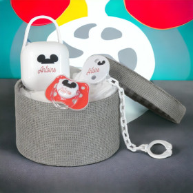 Coffret naissance sucette rouge motif oreille sourisso & attache tétine clip Coffret Tétine Rouge et Attache Tétine Personnalisés