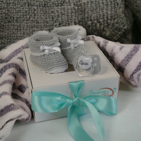 Coffret Naissance Personnalisé Chaussons Gris